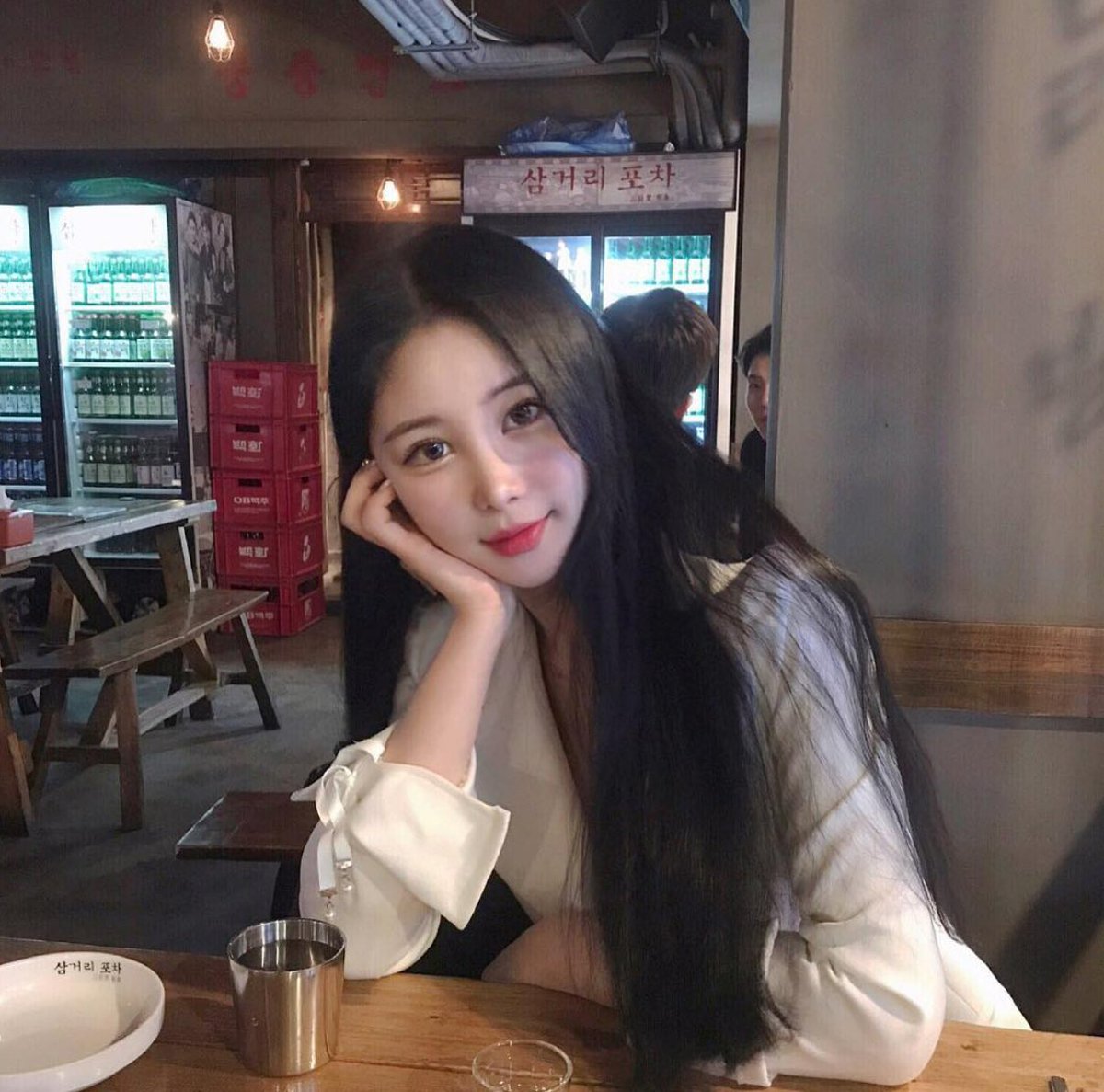 JulieHerna86644's tweet photo. 퇴근하고 한잔 고? https://t.co/optoUP5yWg