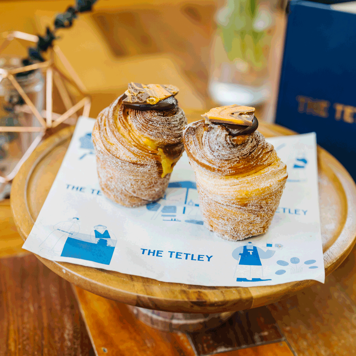 Pop in this week for coffee and a cake ☕

Our selection of sweet treats changes weekly – from chocolate brownies, fruit flapjacks or these delicious cruffins from Baltzersen's ✨

We're open Wednesday – Sunday, 10am–5pm 🕘