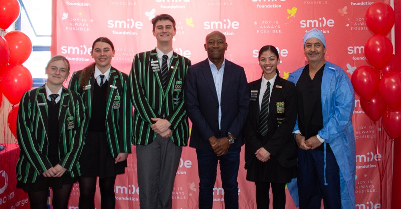 Vodacom's tweet photo. This #SmileWeek, 30 children will join the 600+ who have already benefitted from the life-changing facial surgeries at Port Elizabeth Provincial Hospital, a feat made possible by the partnership between @Vodacom Foundation and @SmileFundSA
#FurtherTogether