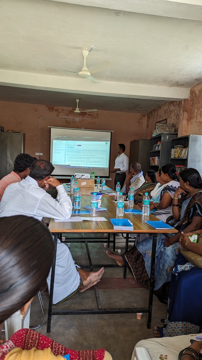 shamkashyap's tweet photo. Witnessing a unique exercise of self mapping of #GramPanchayat's effectiveness by elected representatives and #GPLF members, organized by @AnodeGovLab Foundation. The tool helps members collectively identify specific areas of improvement and drive change within the Panchayat https://t.co/tPuz9DIW3t