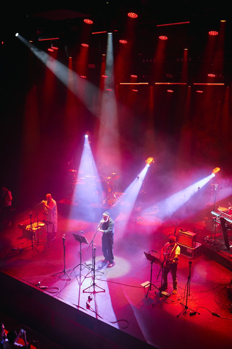 Ground Control tweet media