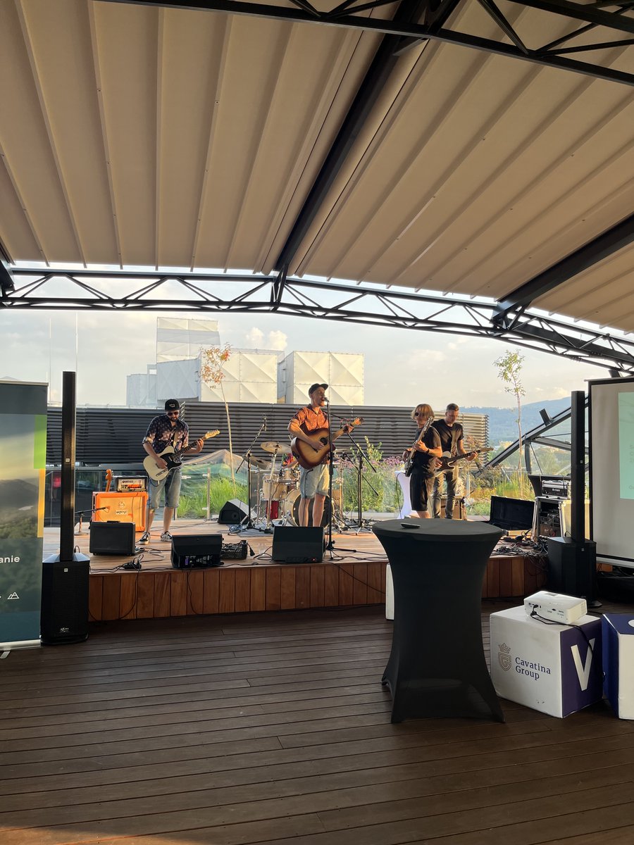 PoslinskiNet's tweet photo. The biggest IT event in #BielskoBiała just kicked off on @CavatinaHall rooftop!
City Mayor @J_Klimaszewski launched #BBDays4IT.
Thanks to all the organizers & partners ➡️ https://t.co/TeQZxwNDi8
Join the magic with scenic mountain views till Sept 17! https://t.co/5VXXgFPrA0