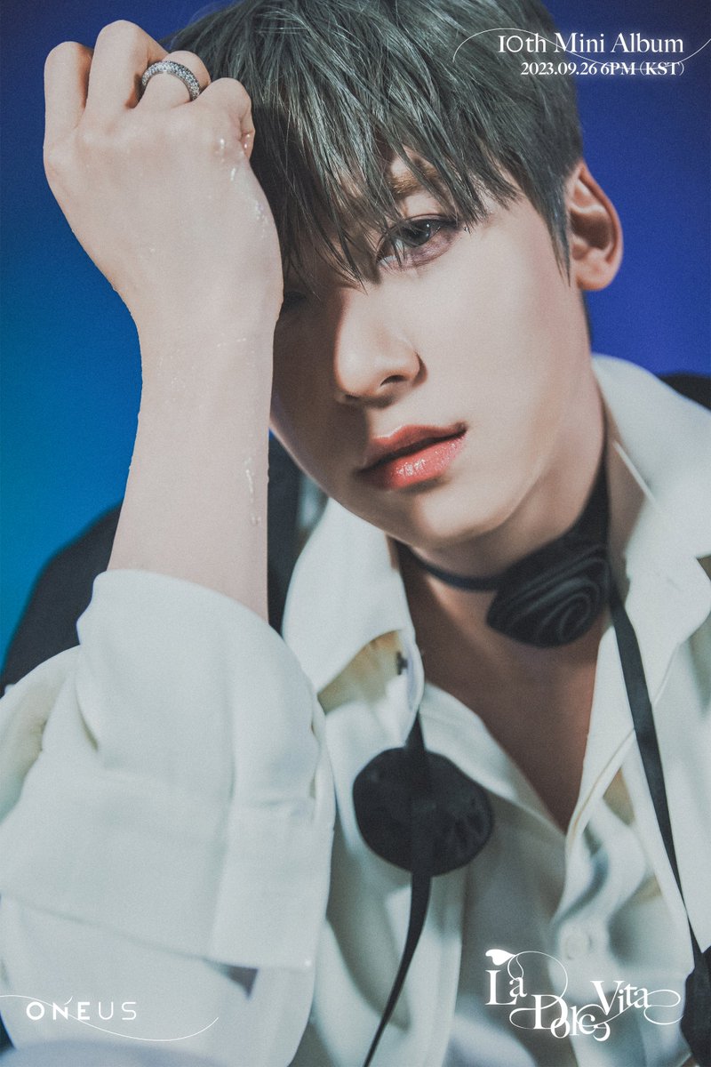 official_ONEUS's tweet image. [#원어스]

10th Mini Album [La Dolce Vita]

💧 CONCEPT PHOTO 💧
🔹 KEON HEE 🔹

2023.09.26 6PM (KST) RELEASE✔

#ONEUS #La_Dolce_Vita 
#Baila_Conmigo 
#건희 #KEONHEE