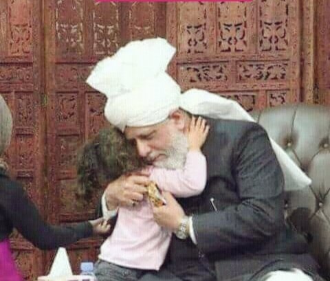 FarhanaKanwal_T's tweet photo. This is a sign of the truth of Ahmadiyyat, whereby there is an everlasting spiritual bond of love between the Khalifa and the Ahmadis”
— Hazrat Mirza Masroor Ahmad (aba)
#CaliphInGermany https://t.co/9eD2RgWxok