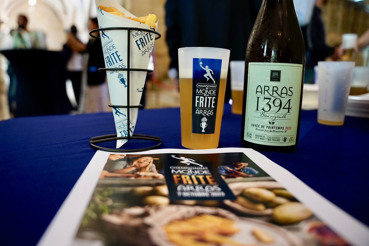 GrandArras's tweet photo. ✅Présentation du Championnat du Monde de la Frite à #Arras qui aura lieu le 7 octobre

🎉Un événement festif, grand public et culinaire, 
👉Un village autour de la frite sera ouvert au public 
🍟 La frite sera à l’honneur après la bière et l’andouillette
#TrioGourmand https://t.co/MoiHHH93M2