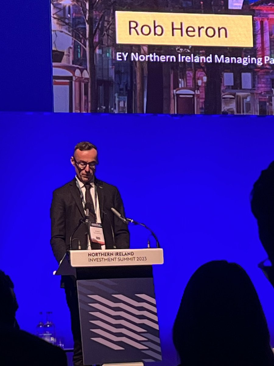 Proud to listen to Rob Heron and Frank O'Keeffe formally outline our EY NI jobs announcement (1,000 new jobs over the next 5 years) with support from Invest Northern Ireland at the NI Investment Summit 2023.

#eyni
#buildingabetterworkingworld 
#investment
#NIIS23