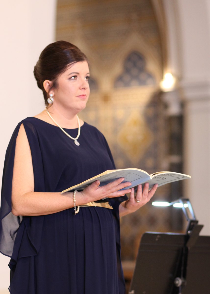 The Industry Review tweet media