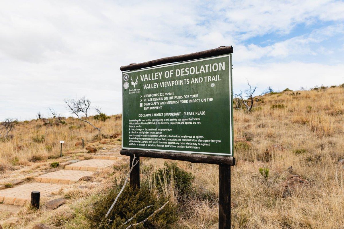 The Valley of Desolation is a product of volcanic and erosive forces of nature spanning millions of years.  It was declared a national monument of geological and scenic significance in 1939. #heritagemonth #CamdebooNationalPark #LiveYourWild <a href="/SANParks/">SANParks</a>