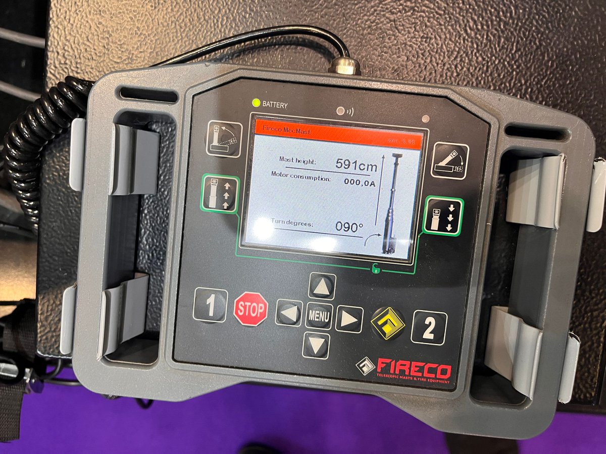 Hispamast's tweet photo. Estamos en #londres en @DSEI_event mostrando nuestras soluciones #FIRECO más relevantes para el ámbito de #defensa y #Seguridad ¡Pásate a vernos al stand 👉 H7-411 👈 si estás por aquí! https://t.co/sKMGJpWvpn
