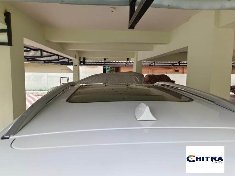 CarsChitra's tweet photo. *Morris Garage Hector Sharp 1.5 DCT
*Model : 2015
*Excellent condition
*Second owner
*Transmission : Automatic
*Kms driven : 91000
*Color type : White
*Fuel type : Petrol
* Price : 15,99,999/- https://t.co/0EQhLxg1zV