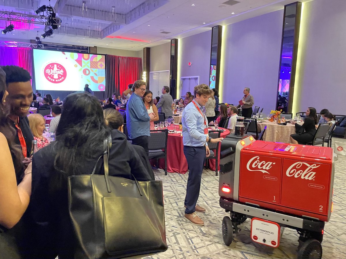 Proud to be part of #2023 #CocaColaScholarsLeadershipSummit in #Atlanta Thanks for having  #ottobots at the amazing event  Next step - #ottobots in your cities, #QSRs & #CocaCola partners #robotdelivers #deliveryrobots
For more info #DigitalOutofHome contact info@ottonomy.io