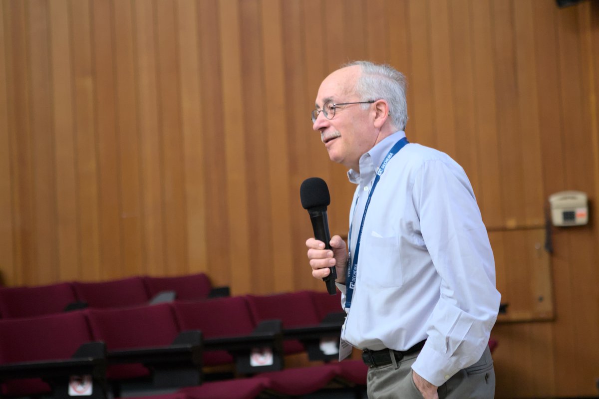 gcb2025 (@gcb2024) on Twitter photo The second day of the #gcb2023 began with a captivating keynote by Joseph Loscalzo from Harvard Medical School about the ‘Network Medicine and #Bioinformatics: An Alliance in Search of Pathobiological Mechanism and Drug Discovery‘. <a href="/DECHEMA/">DECHEMA e.V.</a> <a href="/janbaumbach/">Jan Baumbach</a> The second day of the #gcb2023 began with a captivating keynote by Joseph Loscalzo from Harvard Medical School about the ‘Network Medicine and #Bioinformatics: An Alliance in Search of Pathobiological Mechanism and Drug Discovery‘. <a href="/DECHEMA/">DECHEMA e.V.</a> <a href="/janbaumbach/">Jan Baumbach</a>