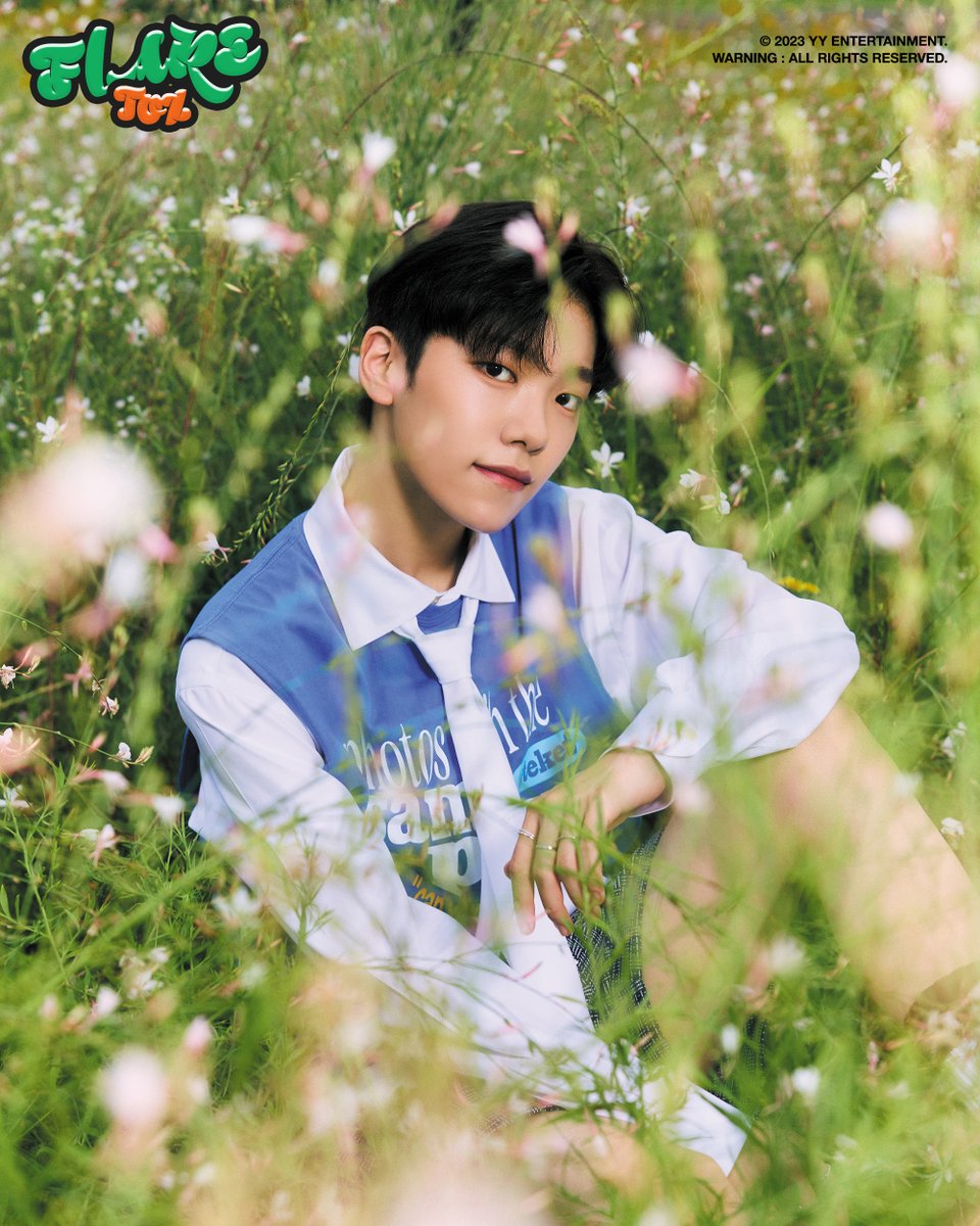 TOZ_YYent's tweet photo. TOZ
The 1st Mini Album
【𝑭𝑳𝑨𝑹𝑬】

CONCEPT PHOTO #2
#YUTO #ユウト

#TOZ #FLARE
#YYEntertainment https://t.co/pd3LfkOLE7