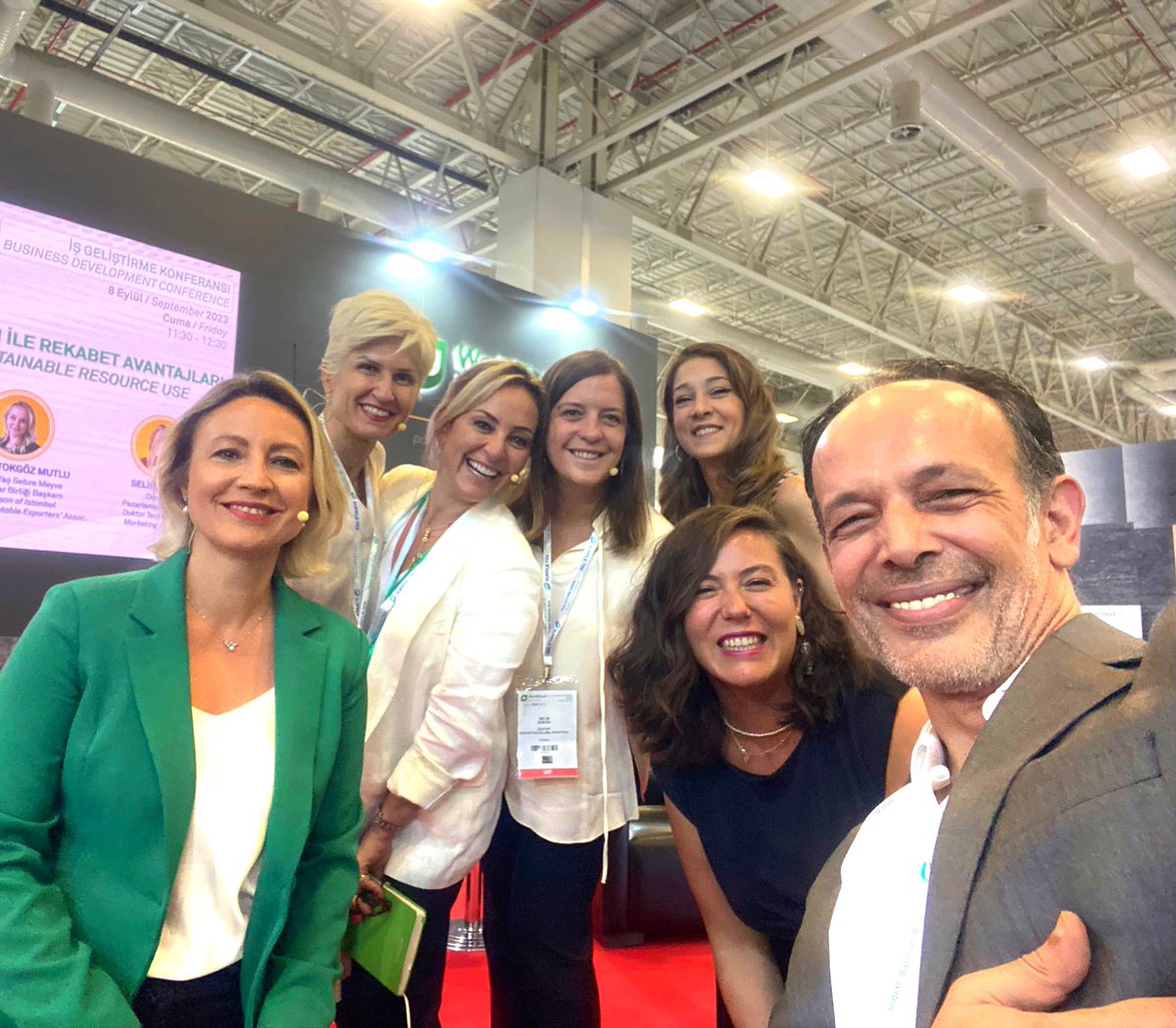 Panel sonrası, güzel enerjiler🌱
#worldfoodistanbul
#sürdürülebilirtarım #sürdürülebilirgıda