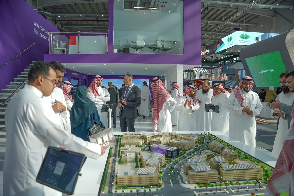 stc_square's tweet photo. انضموا إلينا في اليوم الأخير لمشاركتنا في معرض #سيتي_سكيب العالمي و تعرف على رؤيتنا لمستقبل الحياة الذكية
 #stc_square
#CityscapeGlobal https://t.co/JOdjDBxDfS