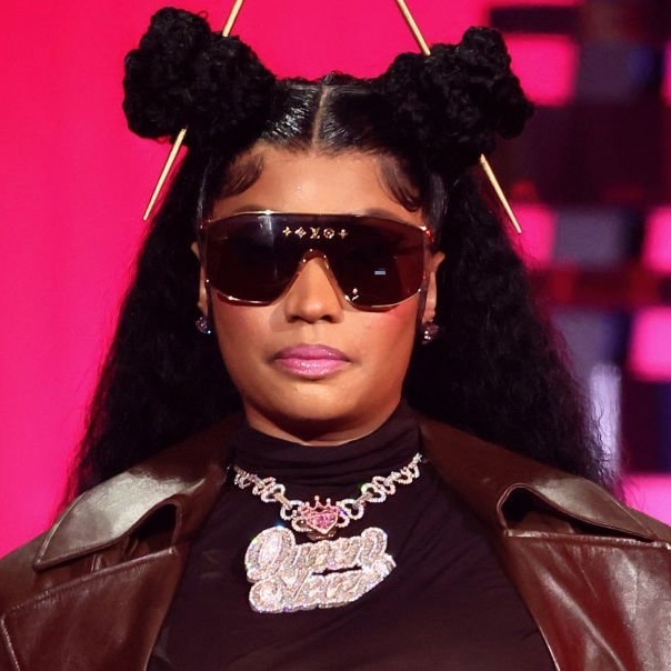 Nicki Still Out Here Trying To Be Lil Kim.. The Original Queen Of Hip Hop