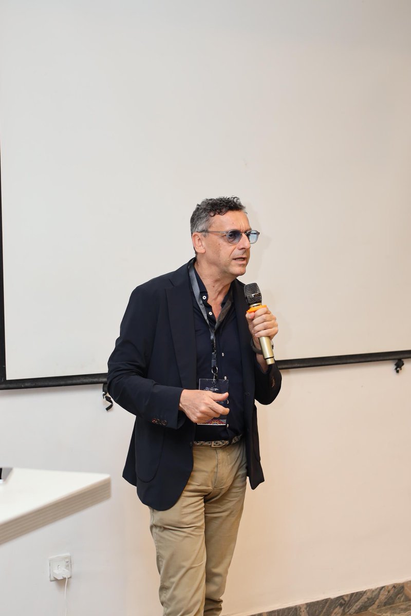 🇳🇬 We're live from #Abuja at <a href="/theventurespark/">The Ventures Park 🚀</a> with another insightful talk 📢 

Join us for an enlightening presentation by Adriano Mauro, MD, @Prototipi_NG, as he shares a European perspective on "Doing Business in Nigeria" 💼

<a href="/emergingtechAF/">Emerging Communities Africa</a>

#AfriConEU #BusinessInNigeria