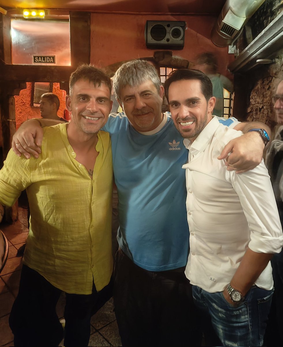 Óscar Benito tweet media