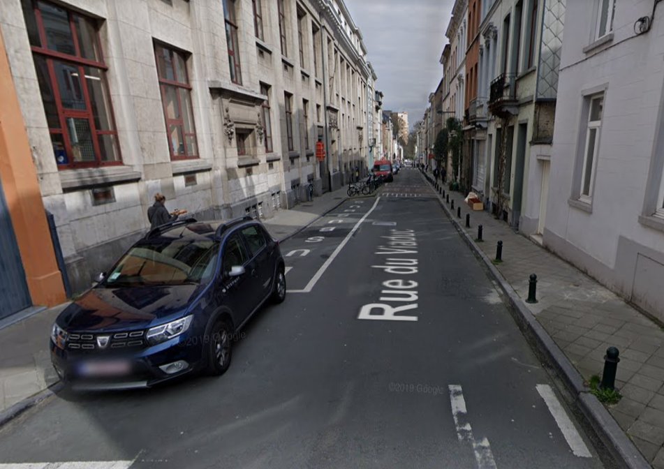 nicdemoy's tweet photo. @YvesRouyet @doulkeridis avant, il y avait moins de voitures qu'après..., situation tellement prévisible..encore un job pour @WorldBollard https://t.co/RmLxzNMycK