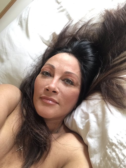 Come and talk to me now 😘😘😉😉 https://t.co/TixY5tb3CY