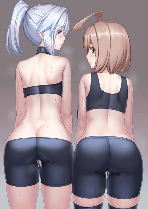 中出し漏れ精液受取皿半脱ぎスパッツ穿き直し精液染み出し 