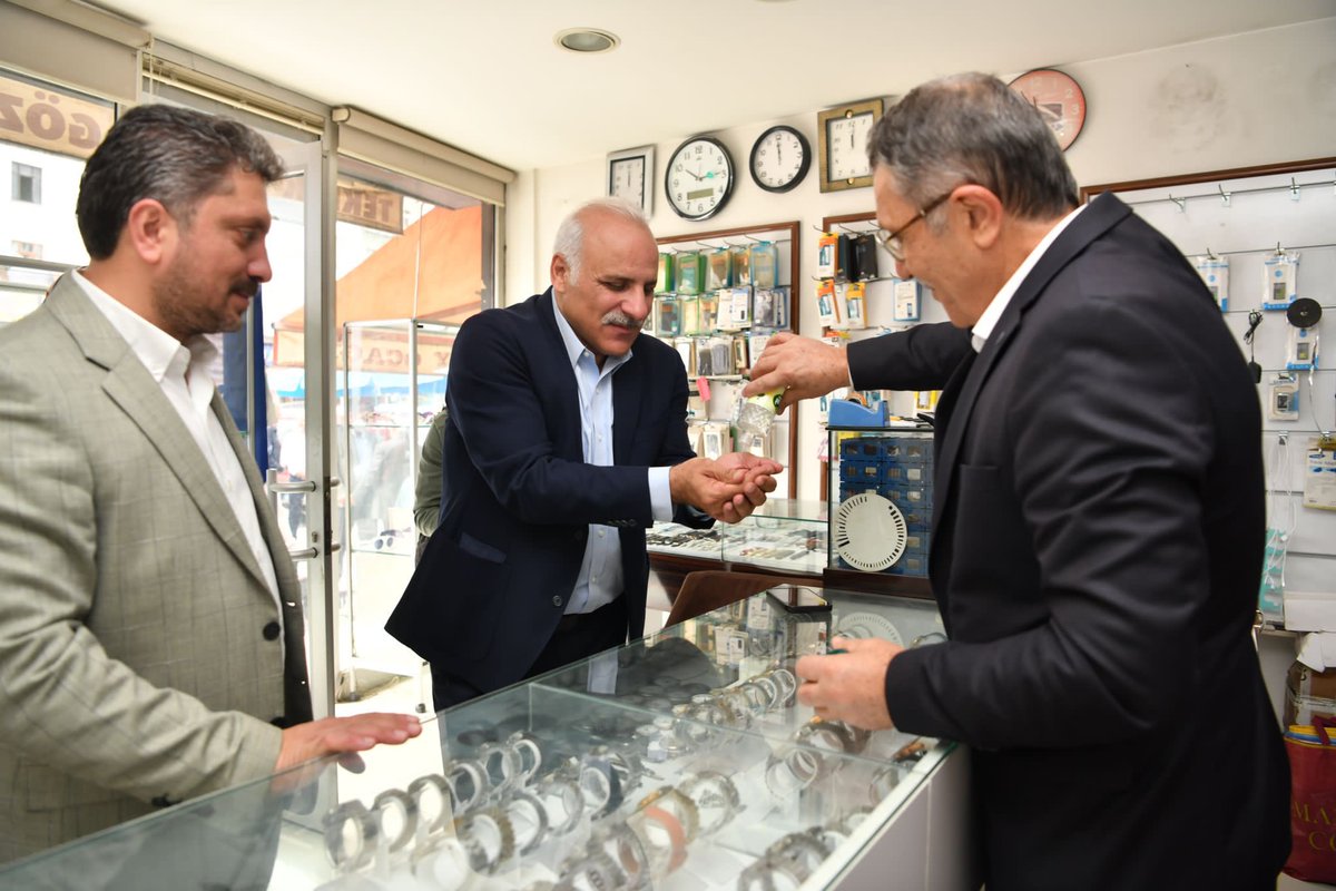 vali_zorluoglu's tweet photo. Hemşehrilerimizin güler yüzleri ve keyifli sohbetleri enerjimize enerji katıyor...

📍Yomra https://t.co/HJSRXxJOvU