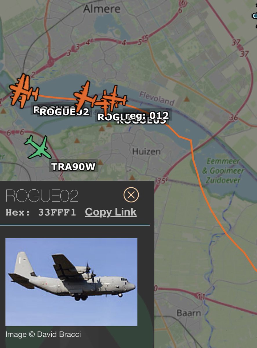 RescueBert's tweet photo. DAMN😡.       Voor de derde keer🤬 over m’n hoofd en WEER GEEN CAMERA binnen handbereik.
Het was wel weer een mooi gezicht trouwens 🤩
#FalconLeap2023 https://t.co/XNieNmbLlg
