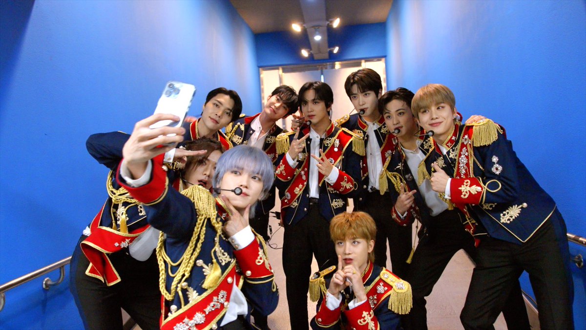 NCT_OFFICIAL_JP's tweet photo. 9人の王子がお姫様を待っています👑💖 | 2023 NCT 127 7th ANNIVERSARY FANMEETING ‘ONCE UPON A 7ULY’ Behind

https://t.co/KReDLTHK3a

#NCT127 ​ #NCT​
#NCT127_7th_Anniversary
#ONCE_UPON_A_7ULY #FANMEETING #Behind https://t.co/A1R5BGDDbh