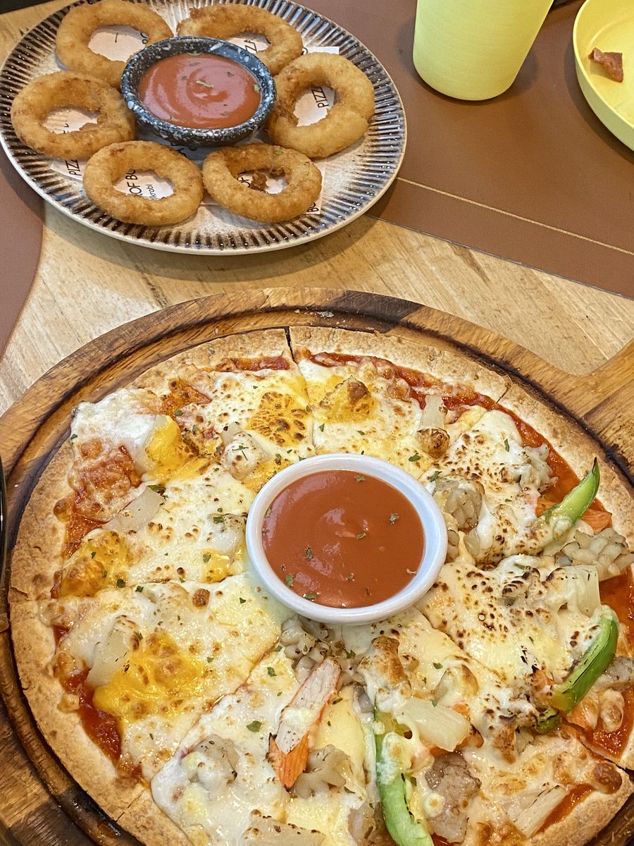 🍕🥹