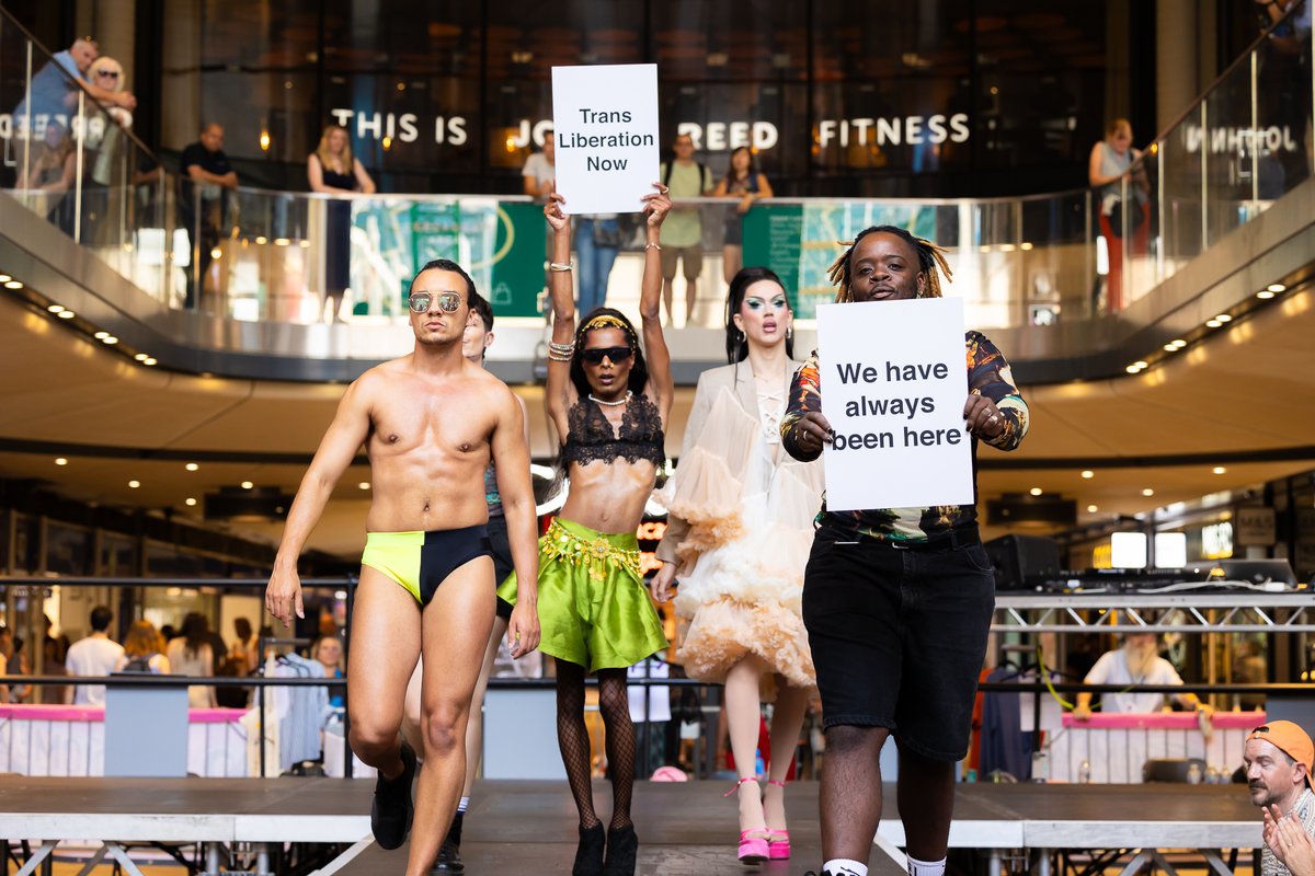 Split Second tweet media