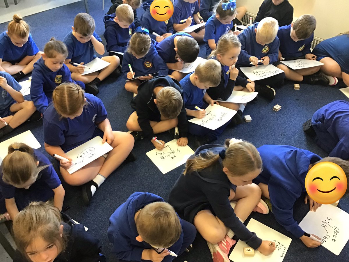 StPPPrimaryY2's tweet photo. We have been learning how to create expanded noun phrases in our English lesson today.
We had to describe the nouns from ‘Something Fishy’.
We can’t wait to put all our phrases into our work tomorrow.
#weloveenglish #year2writing https://t.co/gsIUW0Vxzr