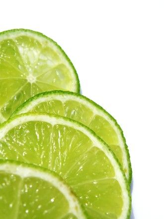 ugandadental's tweet image. If you're a lemon lover 🍋:

1. Avoid biting into lemons.
2. Don't brush immediately after eating lemons🦷.

Lemon's acidity can lead to #TeethSensitivity. If you're experiencing sensitivity, it's time to schedule a visit with your dentist. #DentalCare #UgandaDentalAssociation