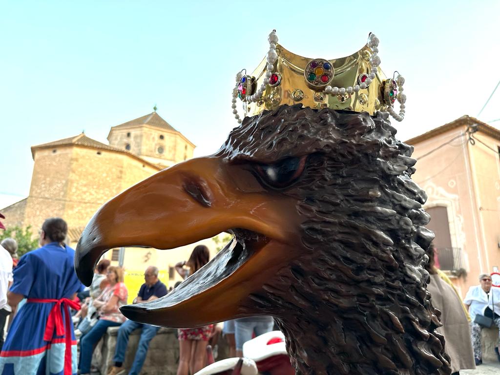 🎂 L'Àliga de #Torredembarra celebra 30 anys el 16 de setembre👉🏽 Amb les àligues de Montblanc, el Vendrell, Vilafranca del Penedès i Vilanova i la Geltrú.

👉🏾 11 h, exposició (Torre de la Vila) i 18.45 h, cercavila des de la pl. Mn. J. Boronat fins a la pl. Castell.

📷 Anna F.