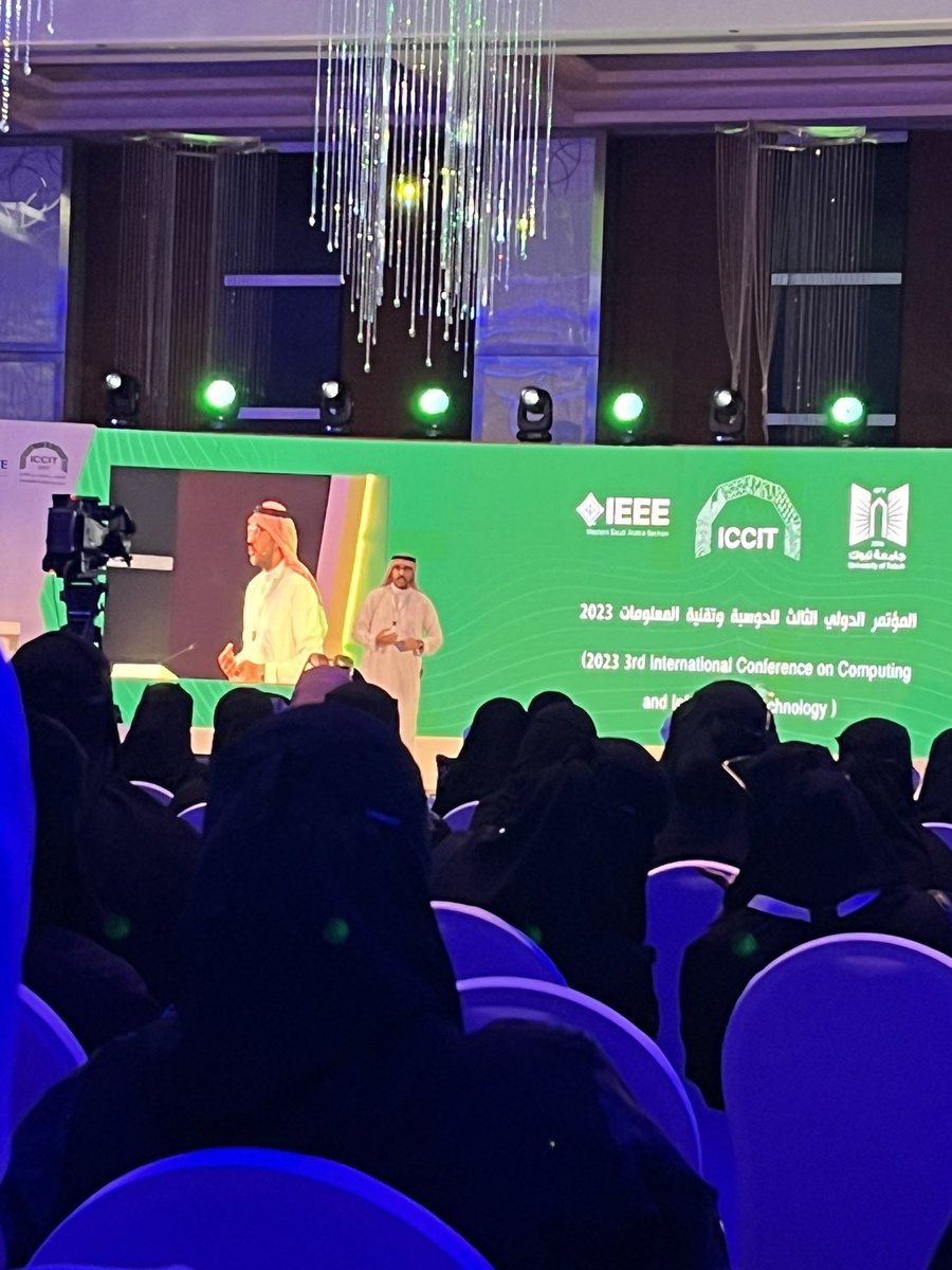 iiMashaell_'s tweet image. #فخور_بجامعتي 💙 
#IEEE #ICCIT #NEOM #UT