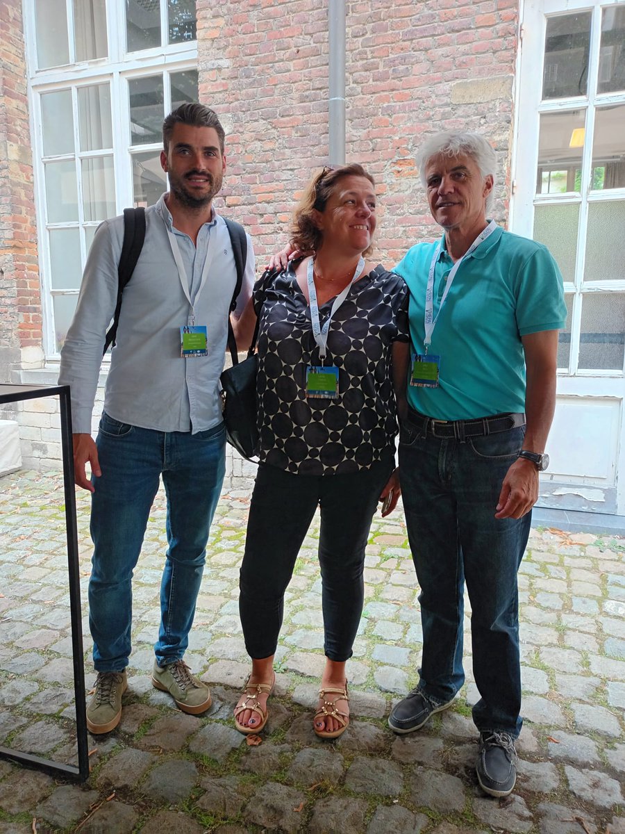 EumoveProject's tweet photo. A good representation of the EUMOVE project attended the @hepaeurope  conference.
three very productive days of sharing ideas and connecting people.
#HEPAEurope2023 https://t.co/c6crCNVBTh