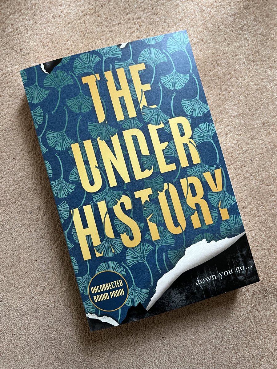 Oooh! Tantalising Wednesday #bookpost from ⁦@ViperBooks⁩ 😍 #TheUnderHistory by ⁦@KaaronWarren⁩ 👏 check out that amazing cover… can’t wait to look inside 👀 thanks ⁦@mirandajewess⁩ 🙏