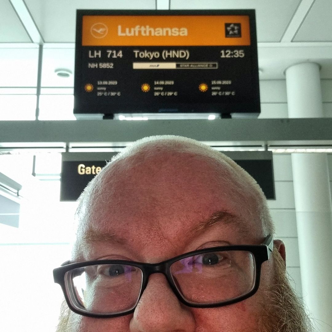 DerBlitz's tweet image. wäre "natürlich" (hüstel) noch gerne ein bisschen in München geblieben, aber: Der Blitz muass weida! #DerBlitzunterwegs #Japan