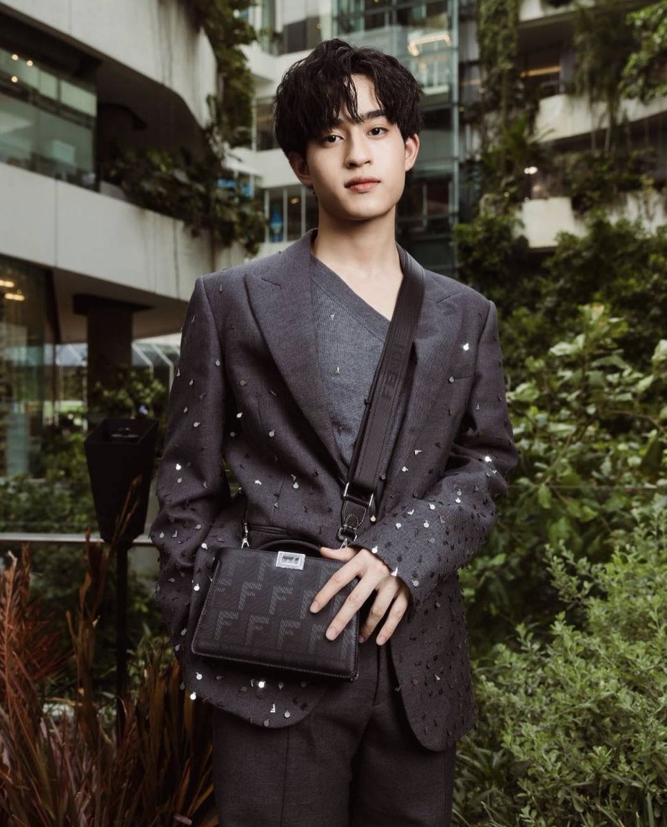 barcodetn's tweet photo. THE FALL/WINTER ISSUE 2023 https://t.co/rc7uBpXYP9