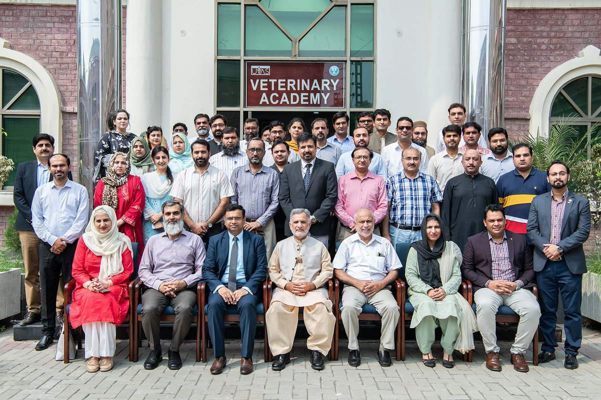 UVAS_Official's tweet photo. Punjab Higher Education Commission (PHEC) arranged inaugural ceremony of two days “Continuing Professional Development Program on Intellectual Property Rights” held at Veterinary Academy of the University of Veterinary and Animal Sciences (UVAS) Lahore. https://t.co/QSOnrJWqwj