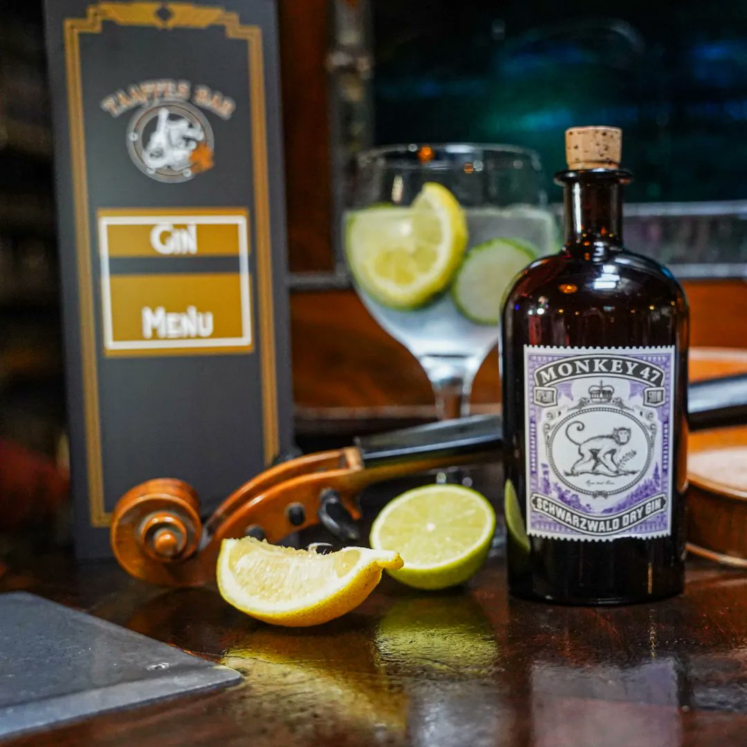 taaffesbar's tweet image. Did you know we have an extensive Gin menu? 🍋🫐 

We have a bespoke range of irish and international Gins for you to try 🤤 

Call in and have a tasting session! 😉

#ginlovers #ginbar #taaffesforthecraic