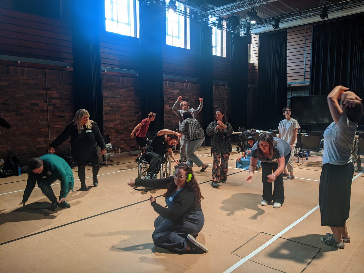 Confidance tweet media