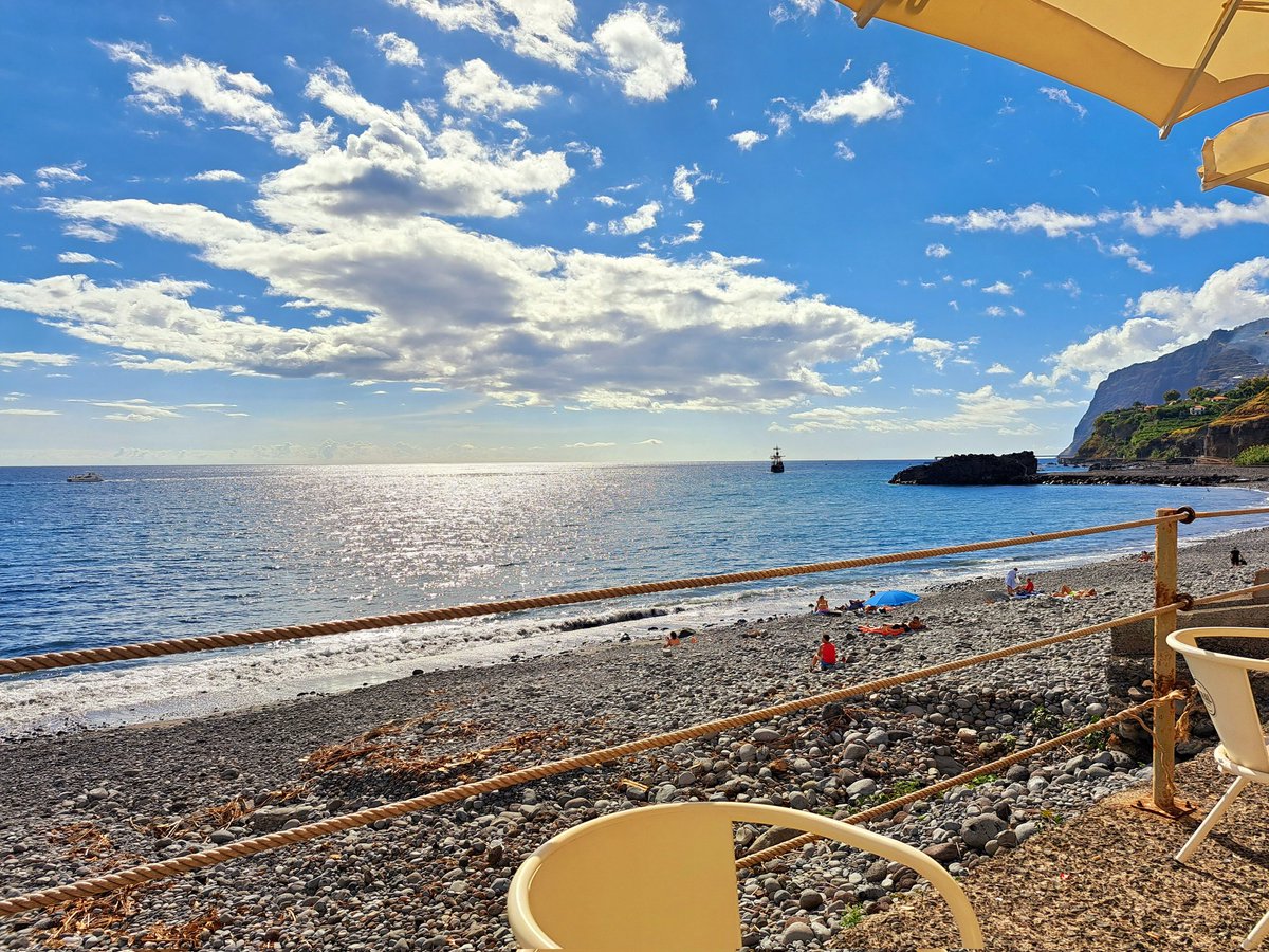 gncsilva's tweet photo. #SummerTime #Setember #Madeira 🏖 https://t.co/M2GkKczxyI