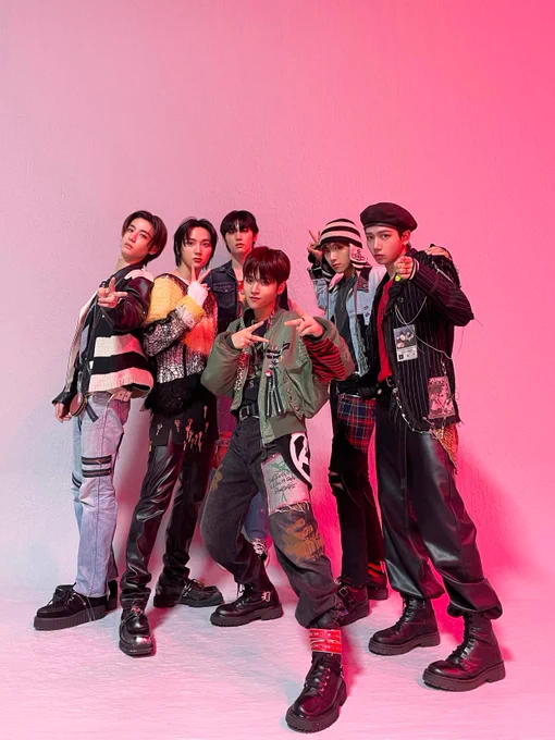 went through their twt just to see because i don't stan them but i like these 