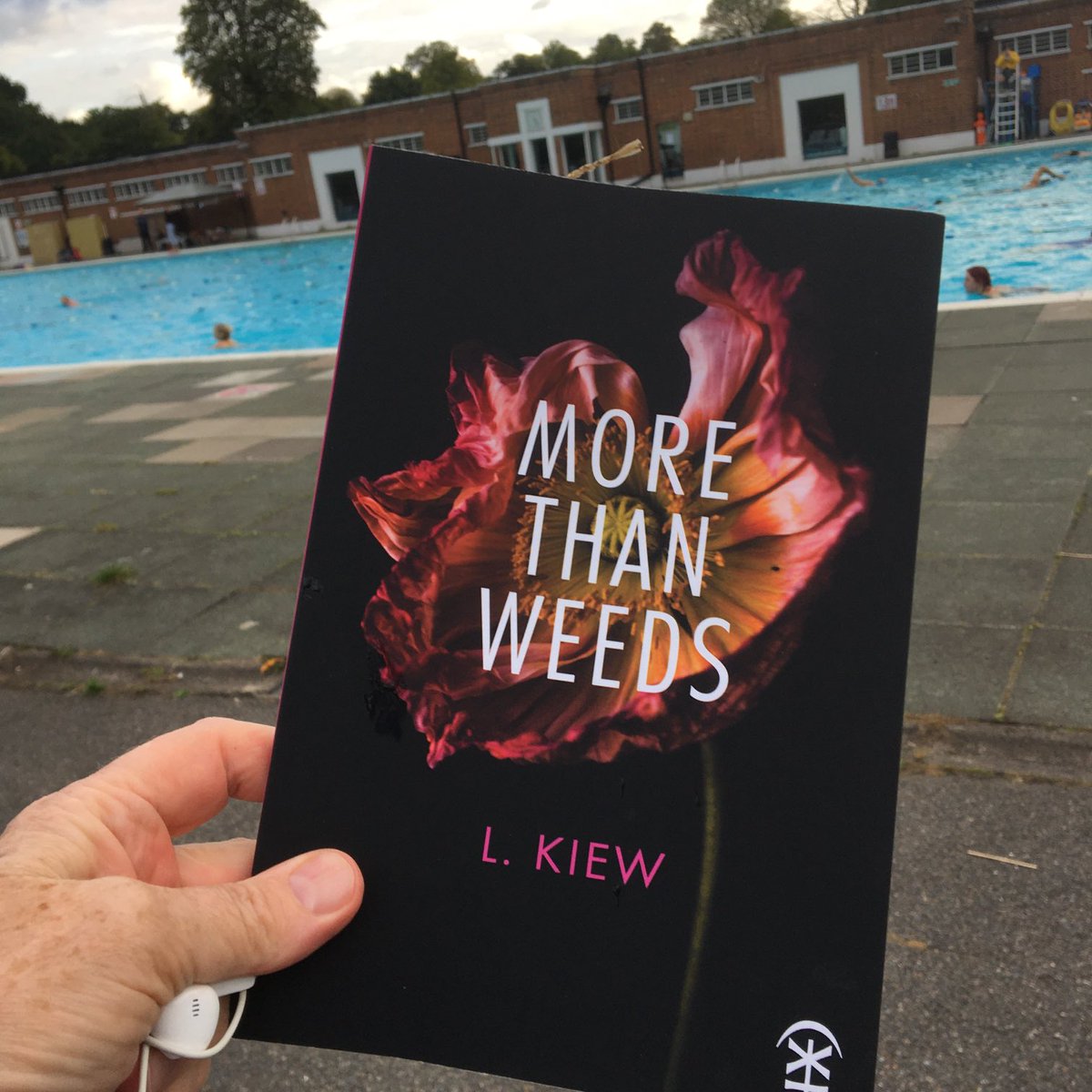 Thanks so much ⁦@l_kiew⁩ #lidoreading #morethanweeds