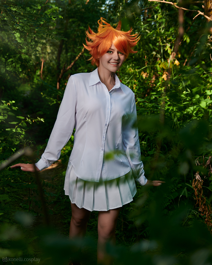 konelli_cosplay's tweet photo. The sunlight filters through the leaves and dances with the wind, creating a magical and beautiful playland...
My #Emma #cosplay from #ThePromisedNeverland
#emmacosplay #約束のネバーランド #yakusokunoneverland #tpncosplay #animecosplay #ukrcosplay #summercosplay #tpn #ynn https://t.co/3aCqAL3ZQL
