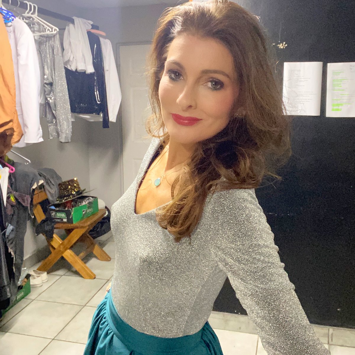 louisecarver's tweet photo. Beautiful road trip today from Johannesburg to Durban with my best @simzkulla We can’t wait to perform Home Tour Live @barnyard_suncoast tonight.
Thank you @lunarlifestyle 
@glowcouturefourways @phreeedge @lynrae101 

#backstage #durban #roadtrip #home #southafrica #quickvisit https://t.co/IqQAqHJlRJ