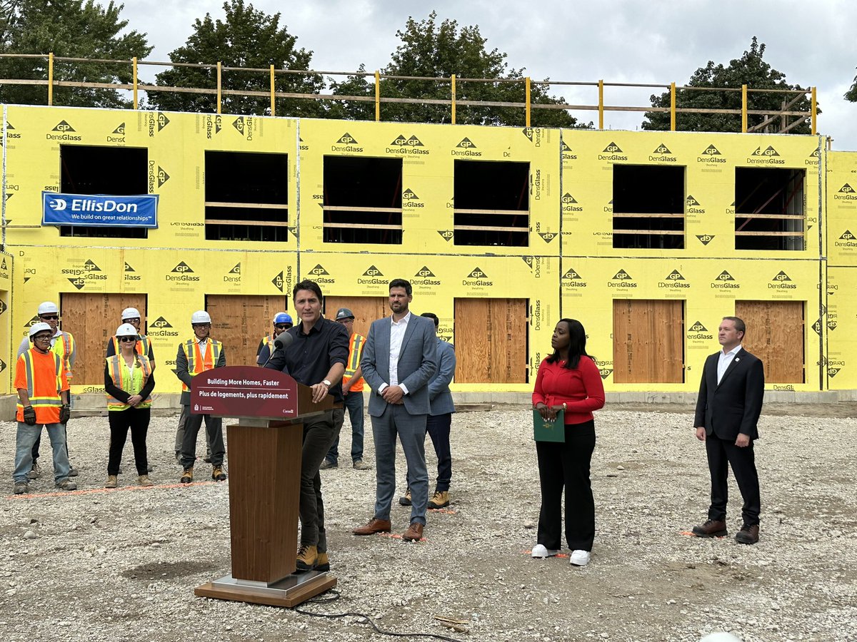 MariekeWalsh's tweet photo. PM Justin Trudeau has a housing announcement in London, Ont. before meeting with his caucus. He isn’t unveiling any new programs, instead he’s announcing London’s share of the previously announced Housing Accelerator Fund #cdnpoli https://t.co/yOR4I4cluQ