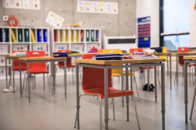 MN_Dave_IT_AI's tweet photo. Four upcoming webinar topics! Classroom Modernization Series - Join our industry experts to dive into how your school district can develop a modern and flexible learning environment by implementing a few transformative pieces of technology. https://t.co/IJa3WVTu36 https://t.co/9cdZKwjsxk