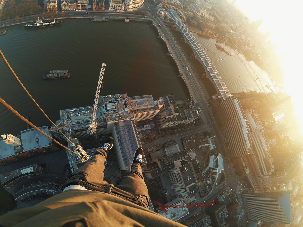 Hanging from a 175M crane above London 😍