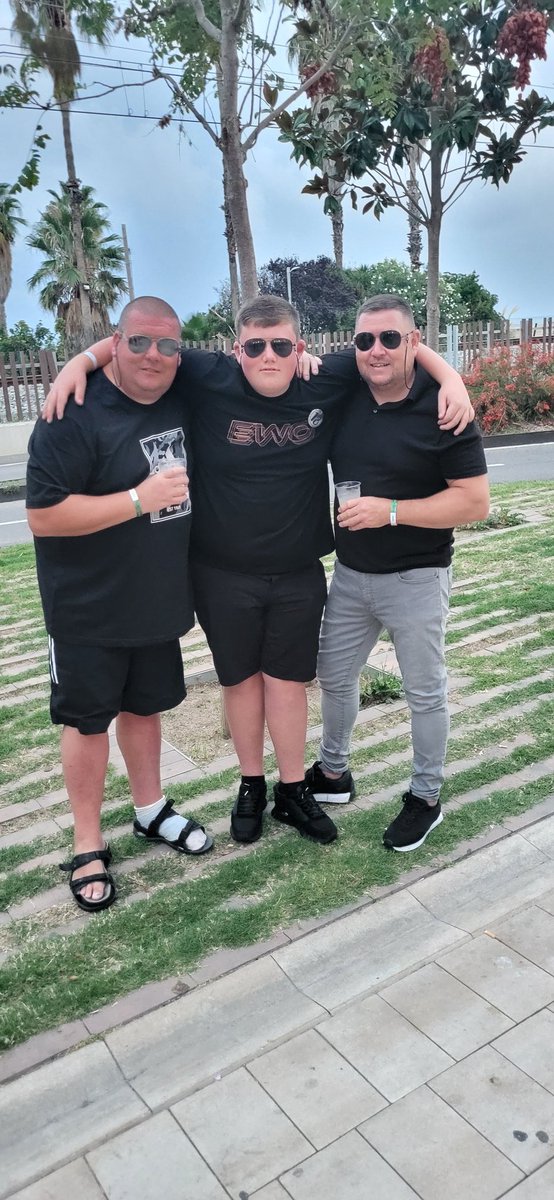 Can't beat quality family time away🏖️ to celebrate our Dan's 18th 🍻